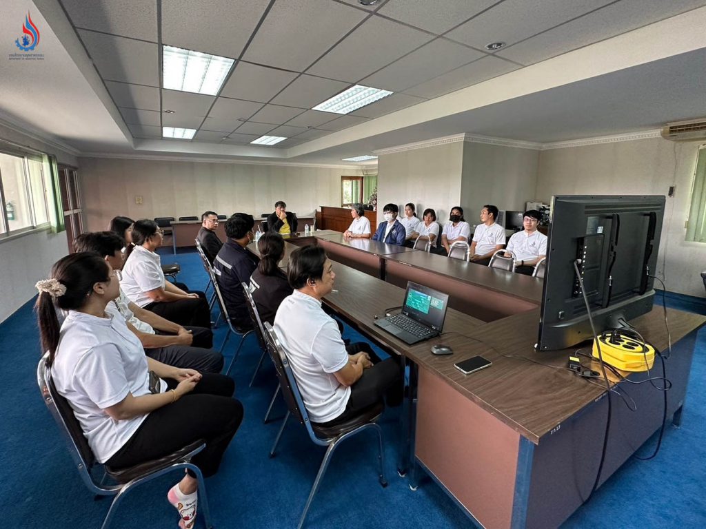 รองอธิบดีกรมโรงงานฯ ตรวจเยี่ยม ให้กำลังใจ เจ้าหน้าที่ศูนย์วิจัยและเตือนภัยมลพิษโรงงานภาคตะวันตก