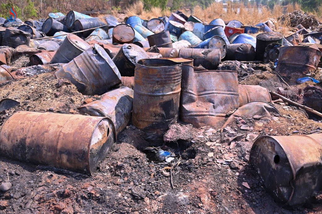 รองอธิบดีกรมโรงงานฯ นำทีมติดตามความคืบหน้าคดี ลักลอบทิ้งกากอุตสาหกรรมในพื้นที่ลพบุรี