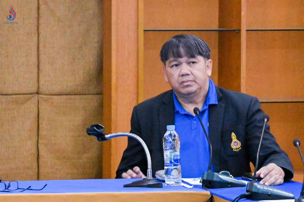 นายสุนทร แก้วสว่าง รองอธิบดีกรมโรงงานอุตสาหกรรม