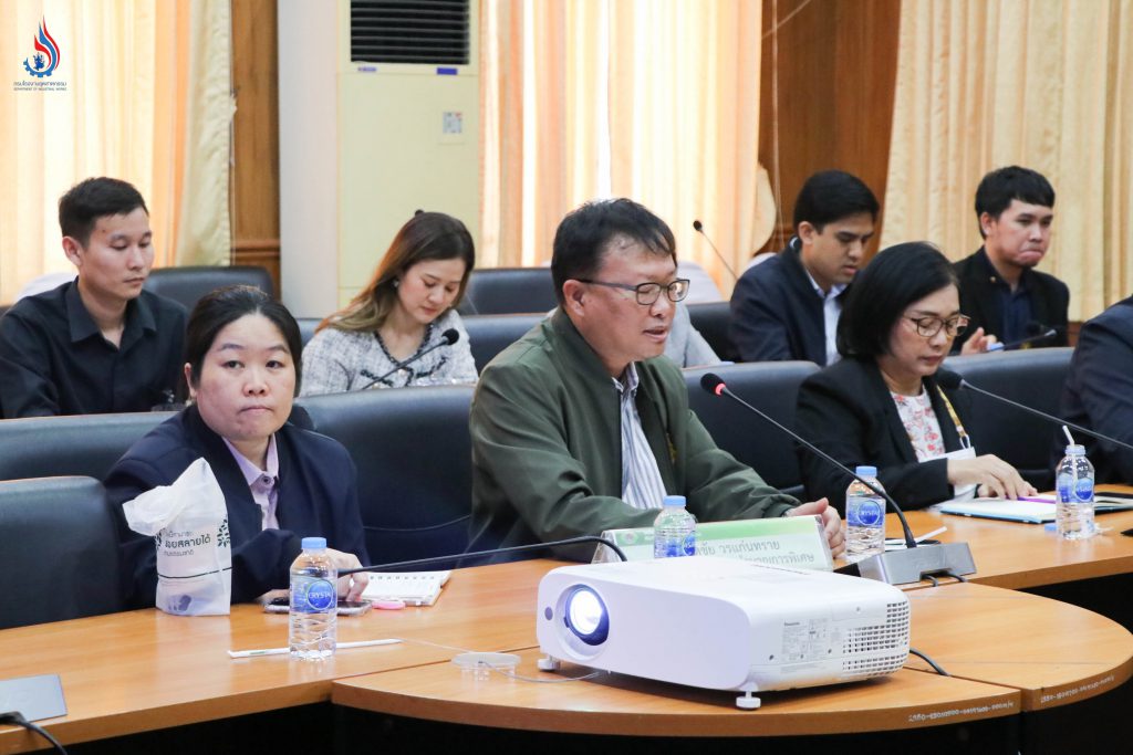 กรมโรงงานฯ ร่วมประชุมหารือแนวทางแก้ไขมลพิษฝุ่นจากรถยนต์ และการจัดการซากรถยนต์สิ้นสภาพในพื้นที่ กทม.