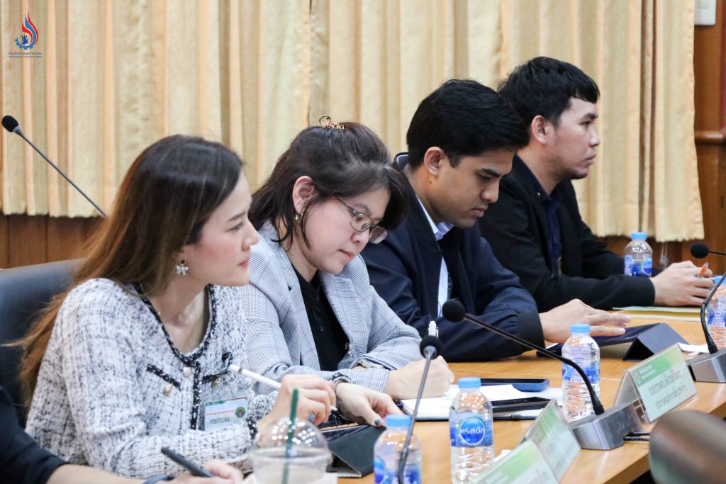 กรมโรงงานฯ ร่วมประชุมหารือแนวทางแก้ไขมลพิษฝุ่นจากรถยนต์ และการจัดการซากรถยนต์สิ้นสภาพในพื้นที่ กทม.