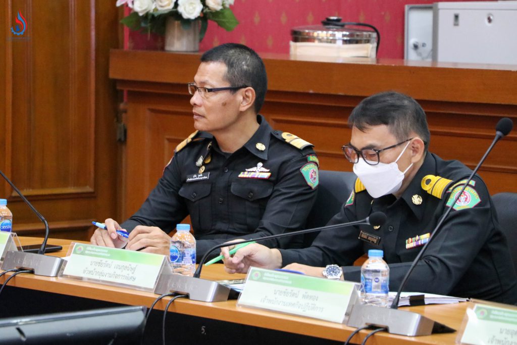 กรมโรงงานฯ ร่วมประชุมหารือแนวทางแก้ไขมลพิษฝุ่นจากรถยนต์ และการจัดการซากรถยนต์สิ้นสภาพในพื้นที่ กทม.