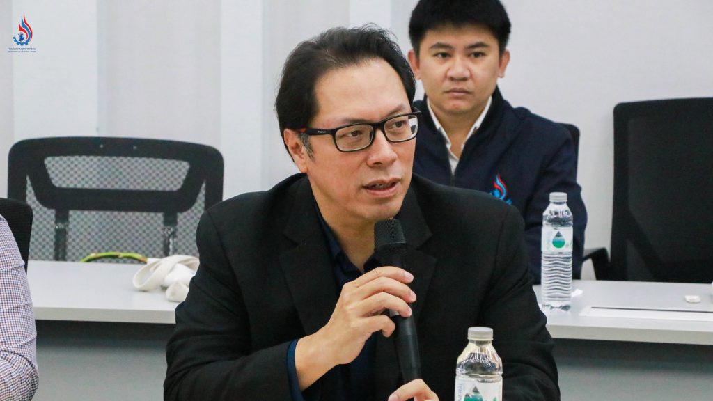 นายภัทรพล ลิ้มภักดี ผู้อำนวยการกองบริการงานอนุญาตโรงงาน 2 