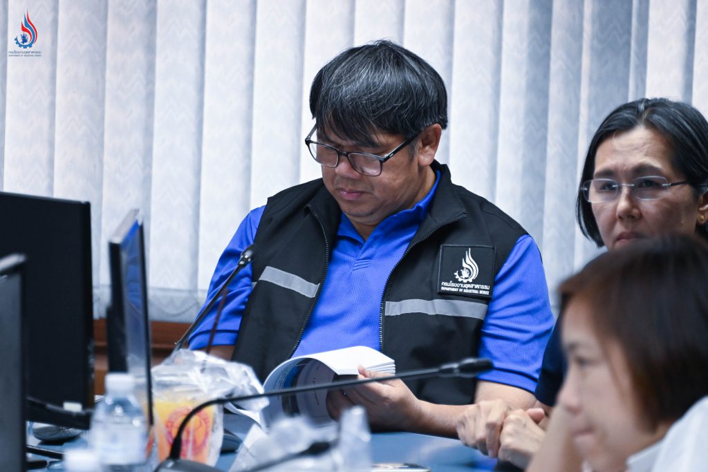 นายสุนทร แก้วสว่าง รองอธิบดีกรมโรงงานอุตสาหกรรม