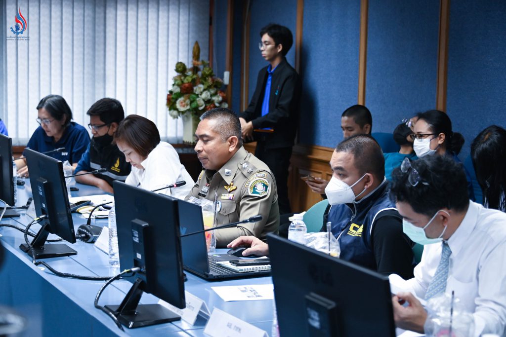 อธิบดีกรมโรงงานฯ หารือการดำเนินคดีที่เชื่อมโยงกับการลักลอบทิ้งใน พื้นที่ อ.สองพี่น้อง จ. สุพรรณบุรี