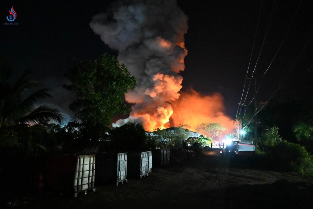 กรมโรงงานฯ ลงพื้นที่ตรวจติดตามเหตุเพลิงไหม้ “วินโพรเสส จ.ระยอง” เร่งประสานตำรวจสืบหาสาเหตุ