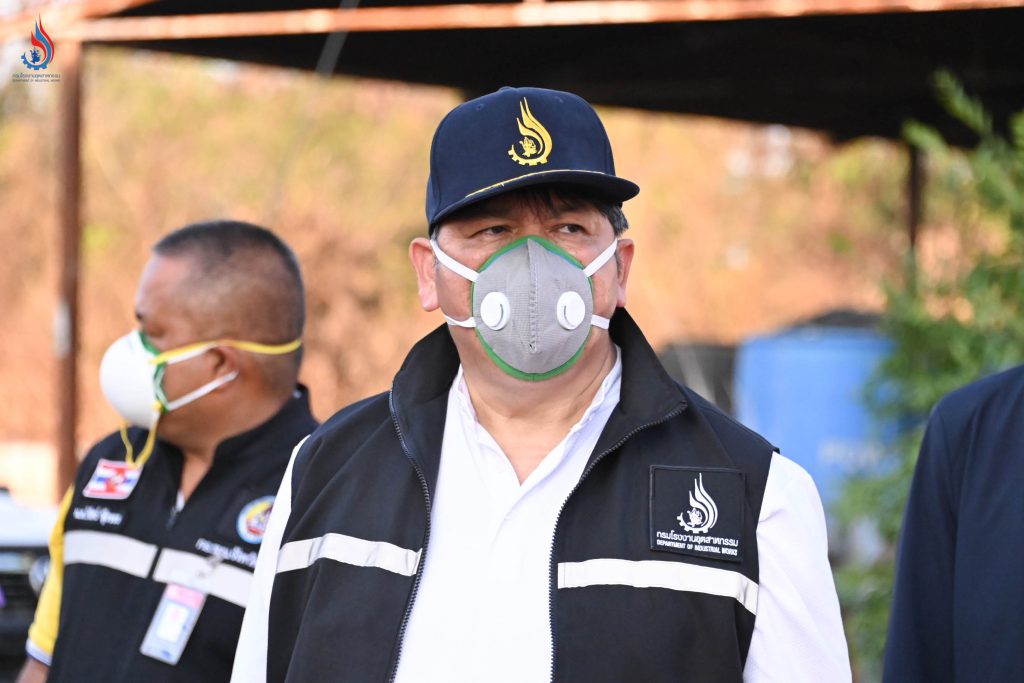 นายสุนทร แก้วสว่าง รองอธิบดีกรมโรงงานอุตสาหกรรม