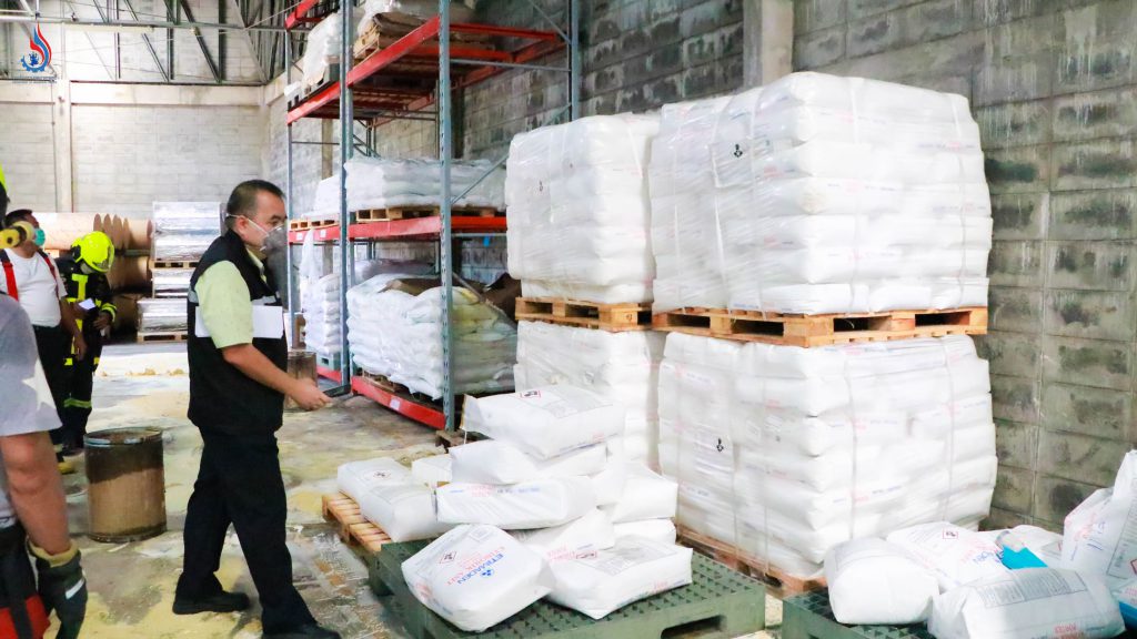 สารเคมีที่พบภายในถังเป็นสารไทโอยูเรียไดออกไซด์ หรือ Formamidinesulfinic acid 