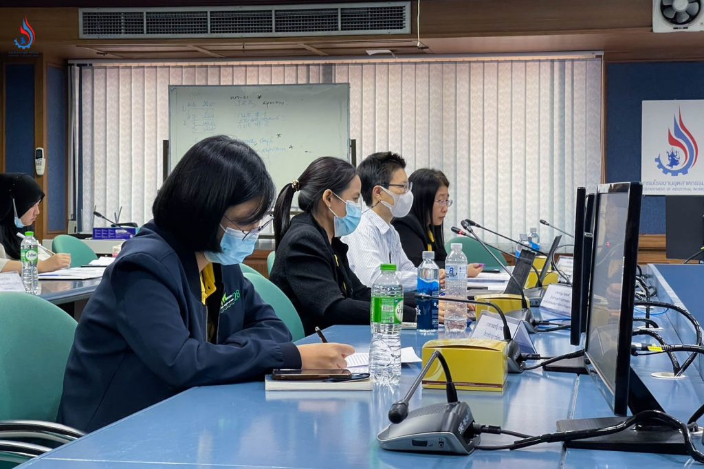 ร่วมพัฒนาแพลตฟอร์มที่ผู้ประกอบการใช้ดำเนินการขอรับรองอุตสาหกรรมสีเขียวในระดับต่าง ๆ 