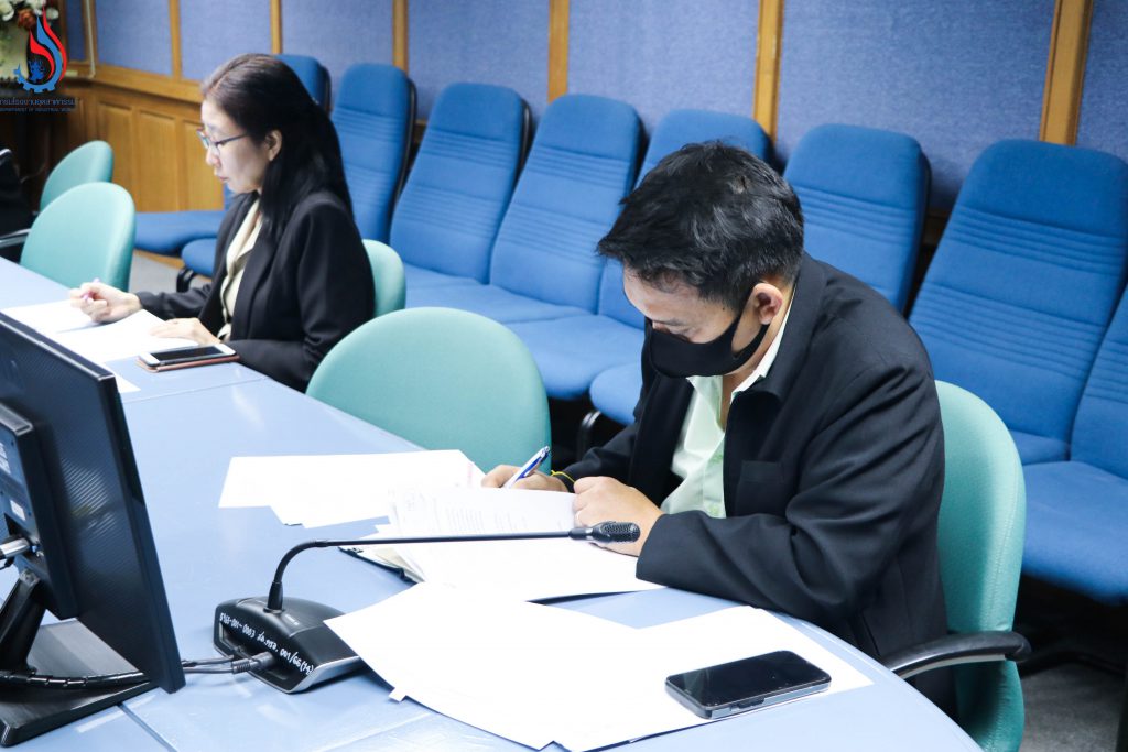 นายศิระ จันทร์เฉิด นักวิทยาศาสตร์เชี่ยวชาญ กองวิจัยและเตือนภัยมลพิษโรงงาน