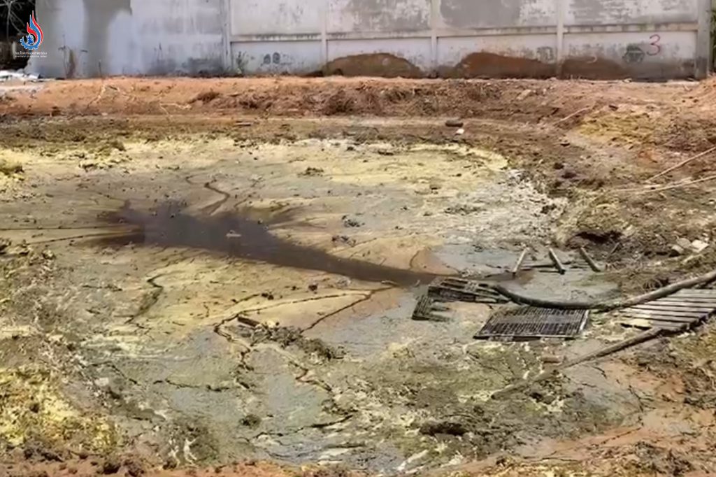 กระทรวงอุตฯ ขอบคุณทุกการสนับสนุน ในภารกิจสูบน้ำกรดบริเวณบ่อดินหน้าโกดังภาชี 376,000 ลิตร ป้องกันการไหลออกพื้นที่สาธารณะ เมื่อฤดูฝนมาถึง