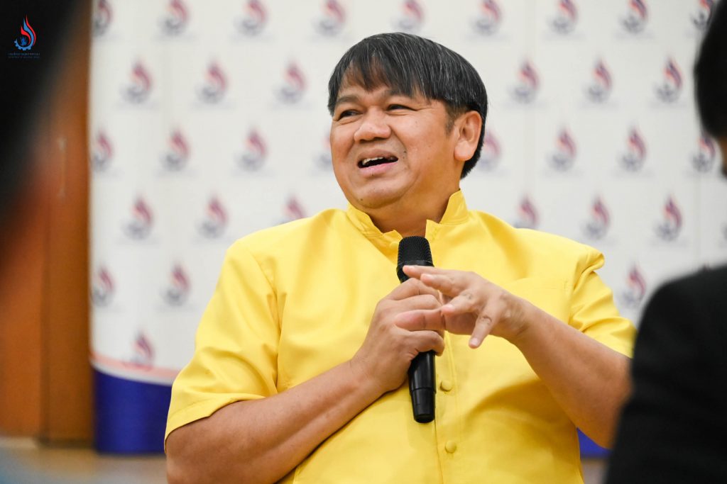 นายสุนทร แก้วสว่าง รองอธิบดีกรมโรงงานอุตสาหกรรม