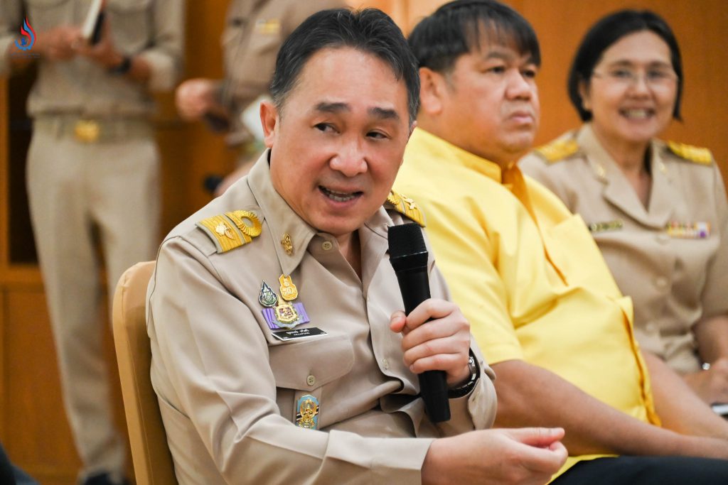 นายจุลพงษ์ ทวีศรี อธิบดีกรมโรงงานอุตสาหกรรม