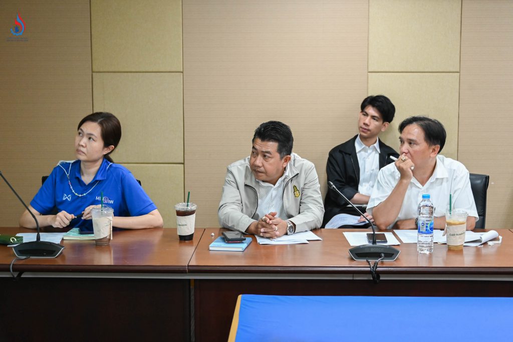 เจ้าหน้าที่ที่เกี่ยวข้อง เข้าร่วมประชุม ณ ห้องประชุม 505 ชั้น 5 อาคารกรมโรงงานอุตสาหกรรม