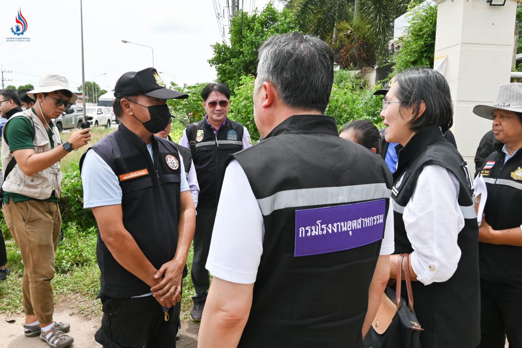 อธิบดีกรมโรงงานฯ เข้าร้องศาลสีคิ้ว (ปากช่อง) ออกหมายค้นเอกอุทัย (กลางดง) เพื่อตรวจสอบการปฏิบัติตามคำสั่งกรมโรงงานฯ พร้อมเก็บตัวอย่าง