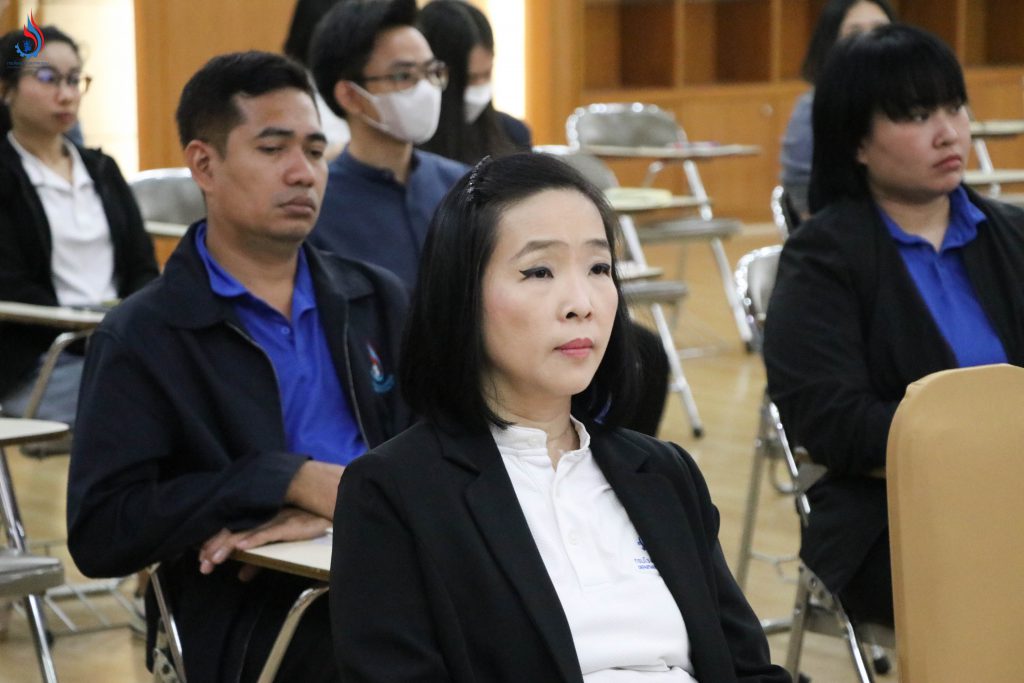 นางจุฬารัตน์ มณีเสถียรรัตนา ผู้อำนวยการศูนย์บริหารและพัฒนาทรัพยากรบุคคล