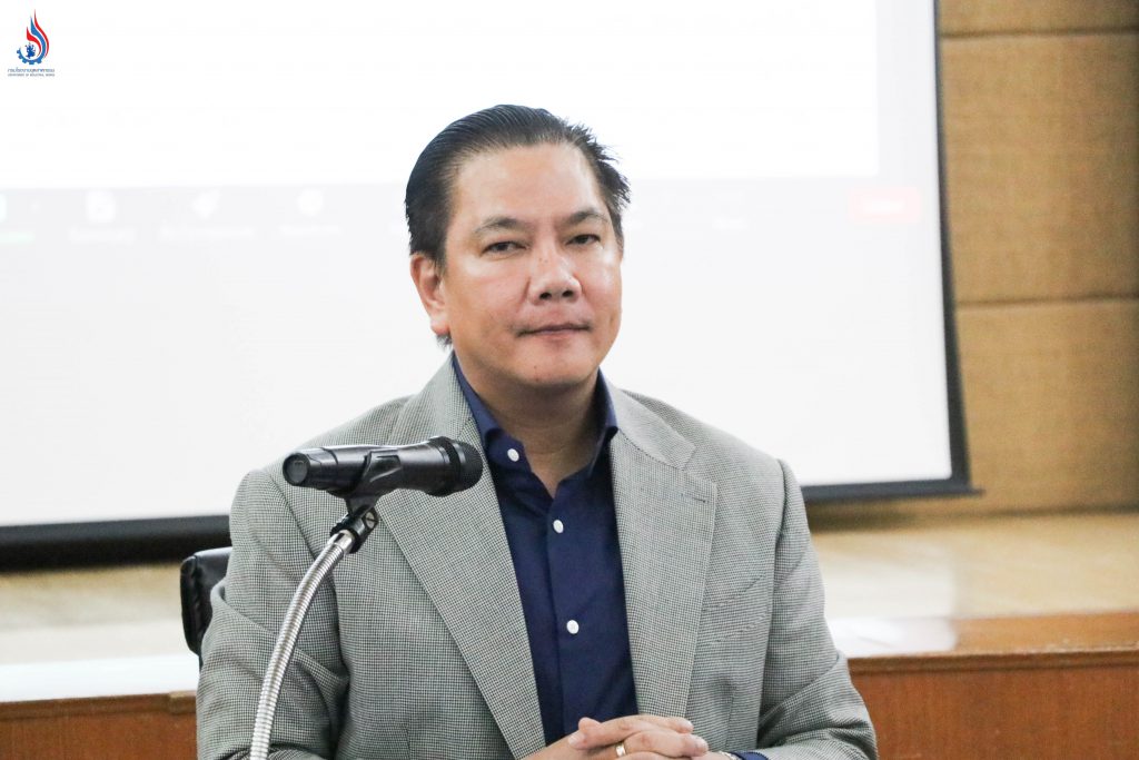 นายพรยศ กลั่นกรอง รองอธิบดีกรมโรงงานอุตสาหกรรม