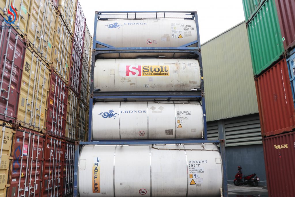 กรมโรงงานฯ ตรวจร่วมศุลกากรแหลมฉบัง อายัด 21 ตู้คอนเทนเนอร์ ไม่นำออกภายใน 30 วัน