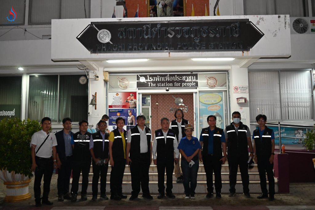 อธิบดีกรมโรงงานฯ ลงพื้นที่ตรวจติดตามเหตุเพลิงไหม้ซ้ำ โกดังเก่าภาชี อยุธยา