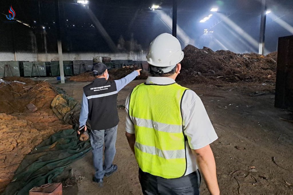 กรมโรงงานฯ นำทีม วิศวกรรมสถานฯ เข้าตรวจสอบโครงสร้างอาคารโกดังภาชีหลังเกิดเหตุเพลิงไหม้ 2 ครั้ง