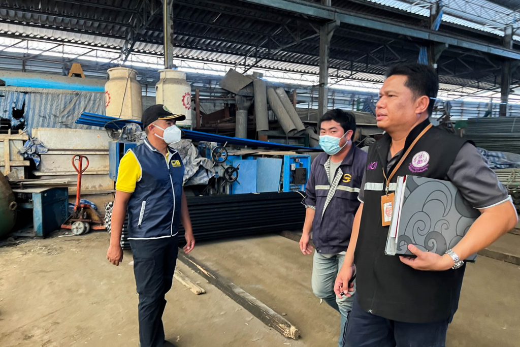 โรงงานทั้ง 2 แห่งนี้ข้างต้น เป็นโรงงานในการกำกับดูแลของ สอจ.นครปฐม