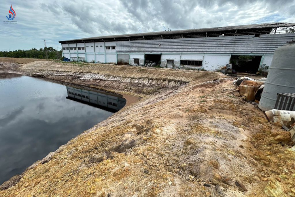 กรมโรงงานฯ เข้าให้การเพิ่มเติมต่อเจ้าหน้าที่สภ.บ้านค่าย และลงพื้นที่สืบหาการลักลอบทิ้งสารเคมี พร้อมติดประกาศยึดอายัดเอกสารของ วินโพรเสส บ้านค่าย