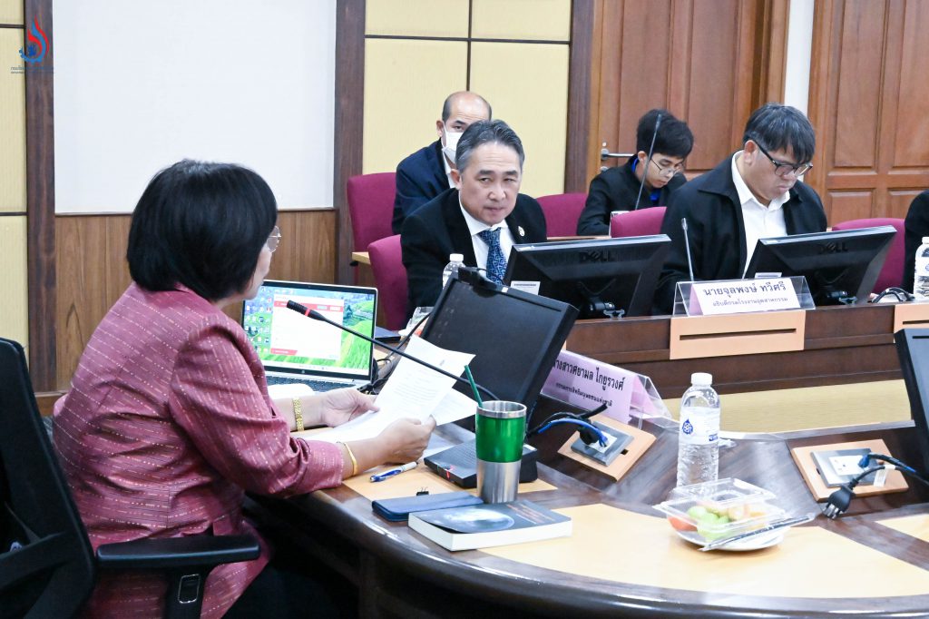 ððĻ āļāļāļīāļāļāļĩāļāļĢāļĄāđāļĢāļāļāļēāļāļŊ āļĢāđāļ§āļĄāļāļĢāļ°āļāļļāļĄāđāļŦāđāļāđāļāđāļāđāļāļāļĢāļīāļāđāļĢāļāļāļēāļāđāļāđāļāļāļēāļāļŠāļēāļĢāđāļāļĄāļĩāļāļļāļāļŠāļēāļŦāļāļĢāļĢāļĄāļāļāļ āļ. āļ§āļīāļ āđāļāļĢāđāļŠāļŠ (āļāđāļēāļāļāđāļēāļĒ) āđāļĨāļ° āļ. āđāļāļāļāļļāļāļąāļĒ (āļĻāļĢāļĩāđāļāļ)