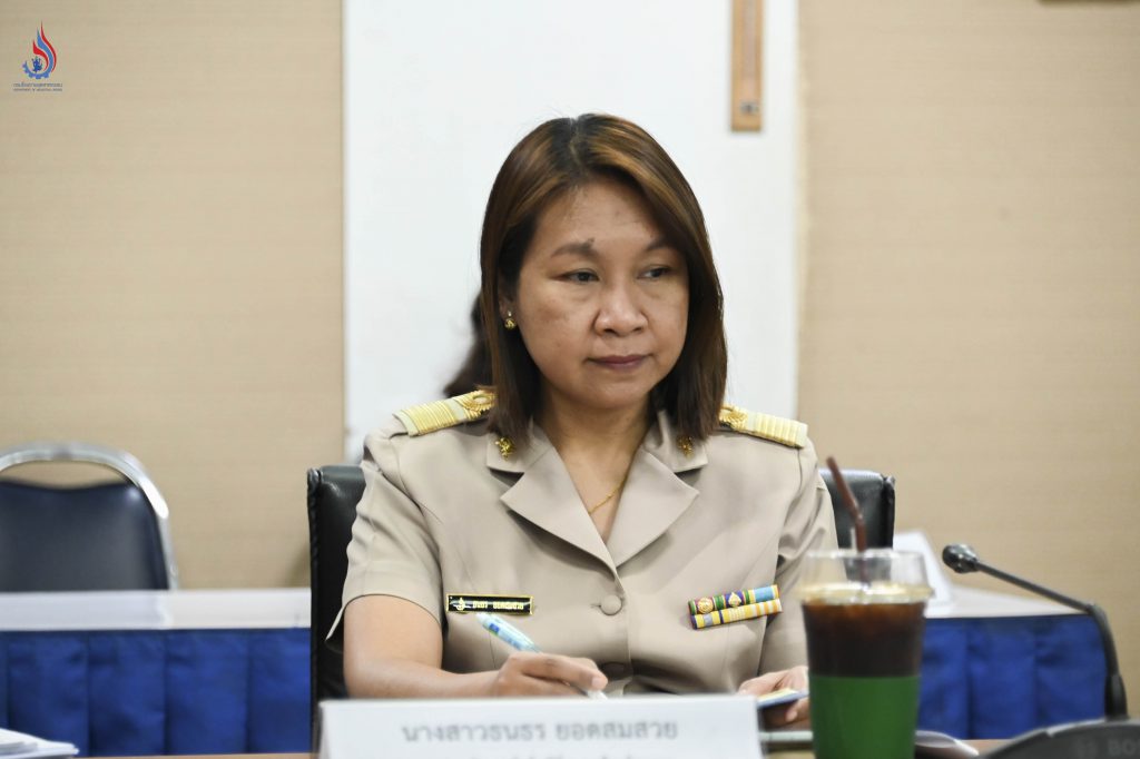 นางสาวธนธร ยอดสมสวย รักษาการนักวิทยาศาสตร์เชี่ยวชาญ กองส่งเสริมเทคโนโลยีสิ่งแวดล้อมโรงงาน