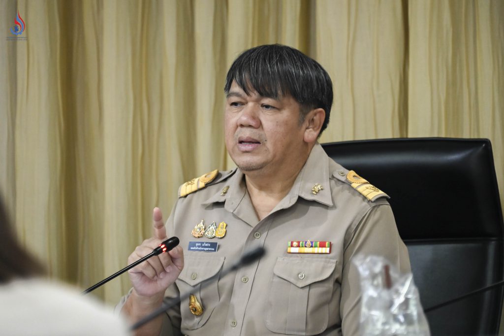 นายสุนทร แก้วสว่าง รองอธิบดีกรมโรงงานอุตสาหกรรม เป็นประธานการประชุมคณะอนุกรรมการฯ