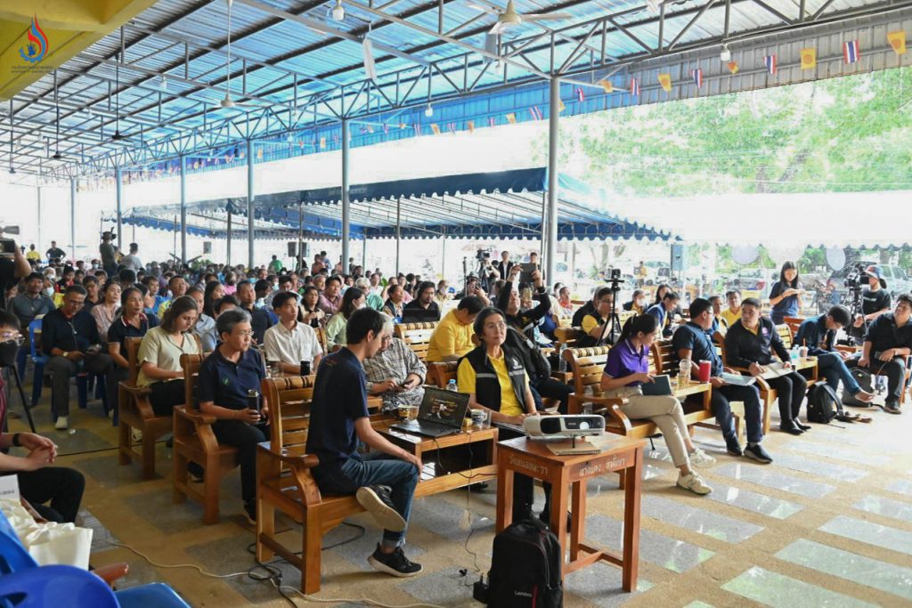 อธิบดีกรมโรงงานฯ ร่วมเวทีสาธารณะ “รวมพลัง ร่วมกัน แก้ไข ฟื้นฟู เยียวยา หนองพะวา” พร้อมหารือ นายก อบต. บางบุตร เพื่อวางแผนรองรับน้ำหลากในฤดูฝนนี้