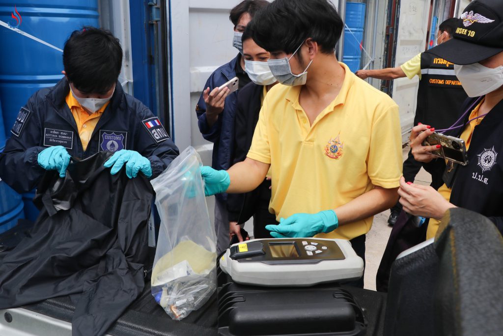 จากการตรวจสอบเบื้องต้น สารโทลูอีนสามารถนำไปเป็นส่วนประกอบในการผลิตยาเสพติด