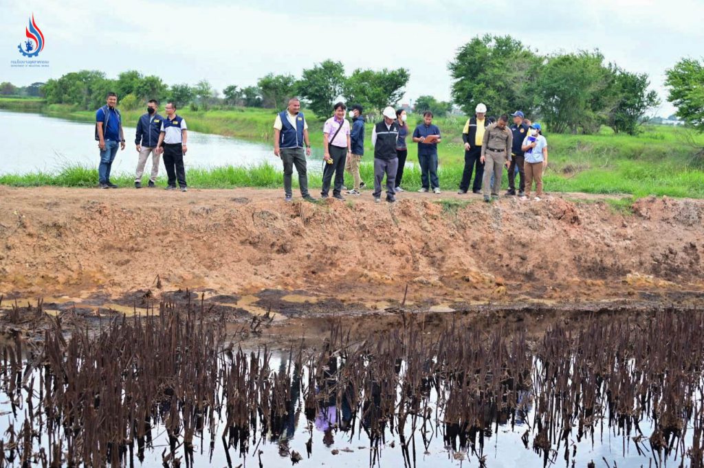 อธิบดีกรมโรงงานฯ นำทีมตรวจค้นพื้นที่ที่มีการลักลอบเททิ้งสารเคมีอันตราย ในพื้นที่ บ.เอกอุทัย (สาขาอุทัย) และในพื้นที่ ต.ข้าวเม่า อ.อุทัย จ.พระนครศรีอยุธยา หลังได้รับแจ้งว่ามีการลักลอบเททิ้งสารเคมีอันตรายในพื้นที่ !!!