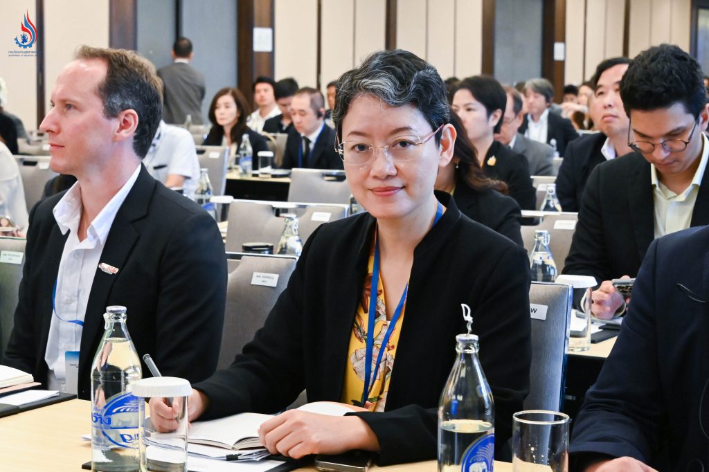 นางสาวศิรกาญจน์ เหลืองสกุล ผู้อำนวยการกองบริหารจัดการกากอุตสาหกรรม ร่