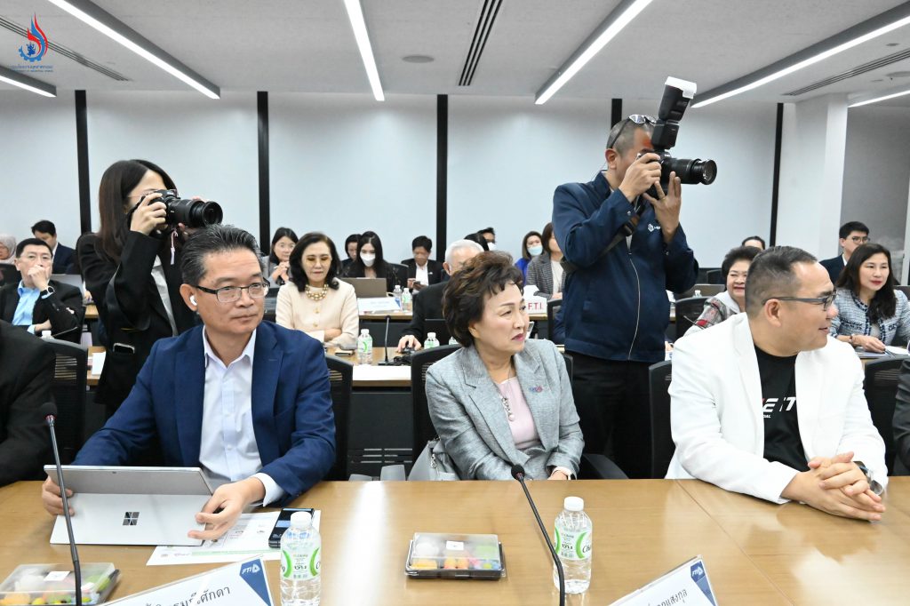 รองอธิบดีกรมโรงงาน ร่วมประชุมแนวทางขับเคลื่อนภาคอุตสาหกรรม ผลักดัน Green Productivity เร่งยกระดับอุตสาหกรรมเดิม และพัฒนาอุตสาหกรรมใหม่