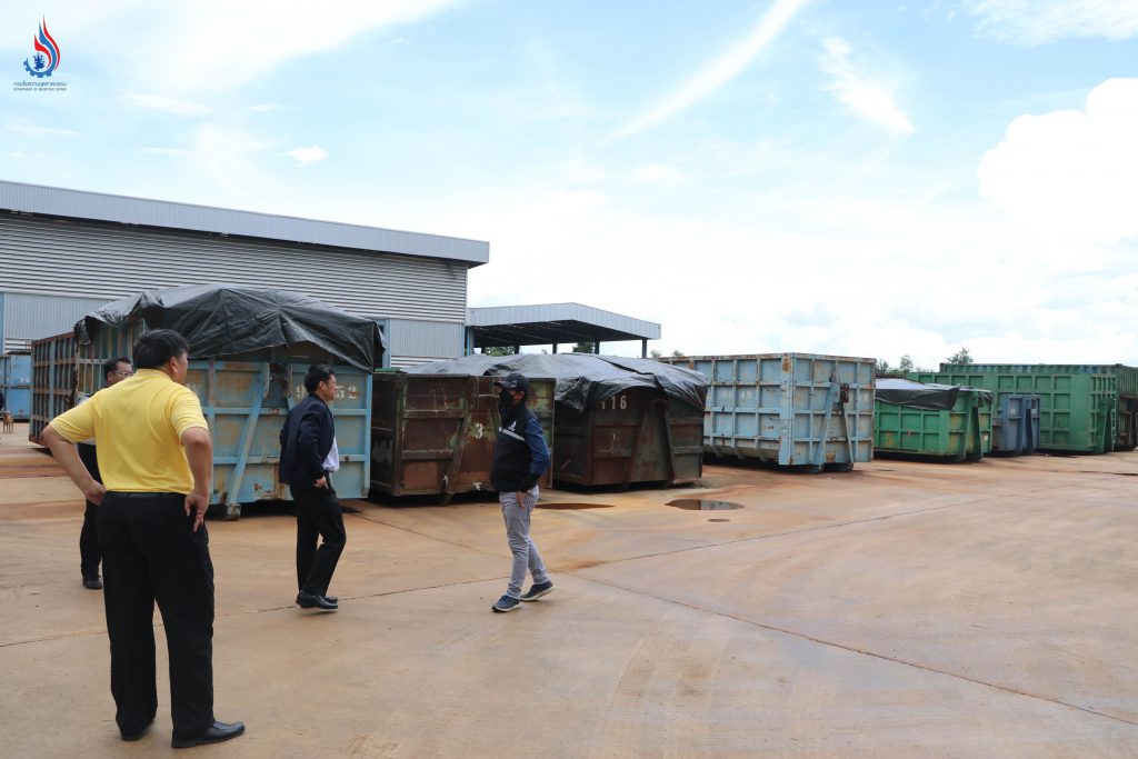 รองอธิบดีกรมโรงงานฯ ลงพื้นที่ บริษัท โปรเฟสชั่นแนลฯ สระแก้ว ตรวจติดตามการปฏิบัติตามคำสั่งกรมโรงงานฯ