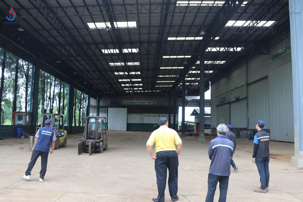 รองอธิบดีกรมโรงงานฯ ลงพื้นที่ บริษัท โปรเฟสชั่นแนลฯ สระแก้ว ตรวจติดตามการปฏิบัติตามคำสั่งกรมโรงงานฯ