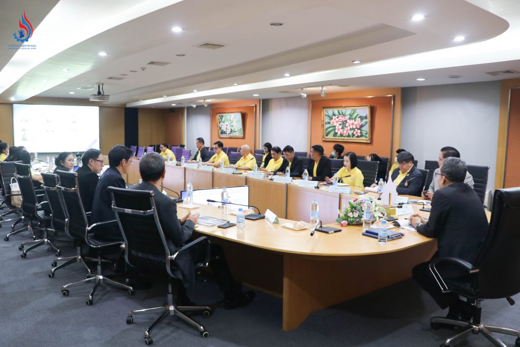 รองอธิบดีกรมโรงงานฯ ต้อนรับคณะผู้ตรวจราชการกระทรวงอุตสาหกรรม ในโอกาสเข้าตรวจ แนะนำ และติดตามผลการปฏิบัติราชการของกรมโรงงานอุตสาหกรรม ประจำปีงบประมาณ 2567