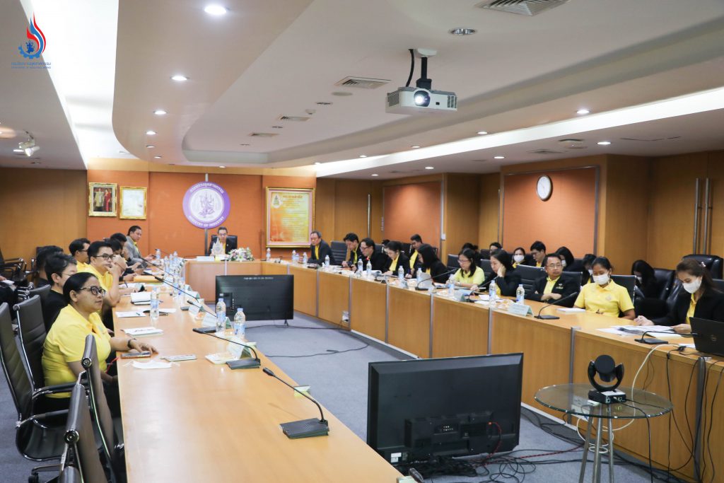 รองอธิบดีกรมโรงงานฯ ต้อนรับคณะผู้ตรวจราชการกระทรวงอุตสาหกรรม ในโอกาสเข้าตรวจ แนะนำ และติดตามผลการปฏิบัติราชการของกรมโรงงานอุตสาหกรรม ประจำปีงบประมาณ 2567