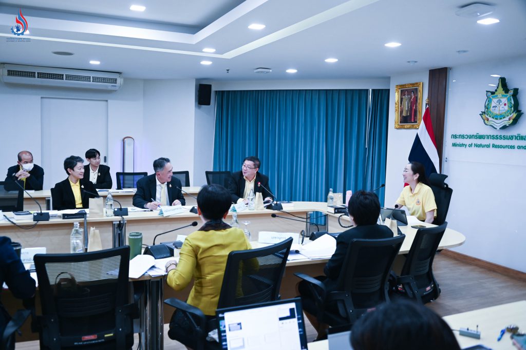 อธิบดีกรมโรงงานฯ ร่วมการประชุมคณะกรรมการควบคุมมลพิษ เร่งแก้ไขปัญหาสารเคมีรั่วไหล