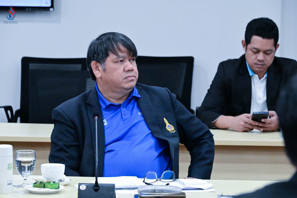 นายสุนทร แก้วสว่าง รองอธิบดีกรมโรงงานอุตสาหกรรม