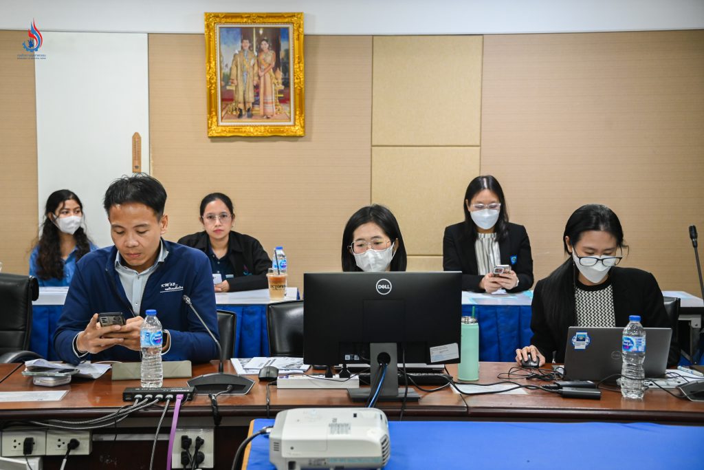 เจ้าหน้าที่กรมโรงงานอุตสาหกรรม (กรอ.)