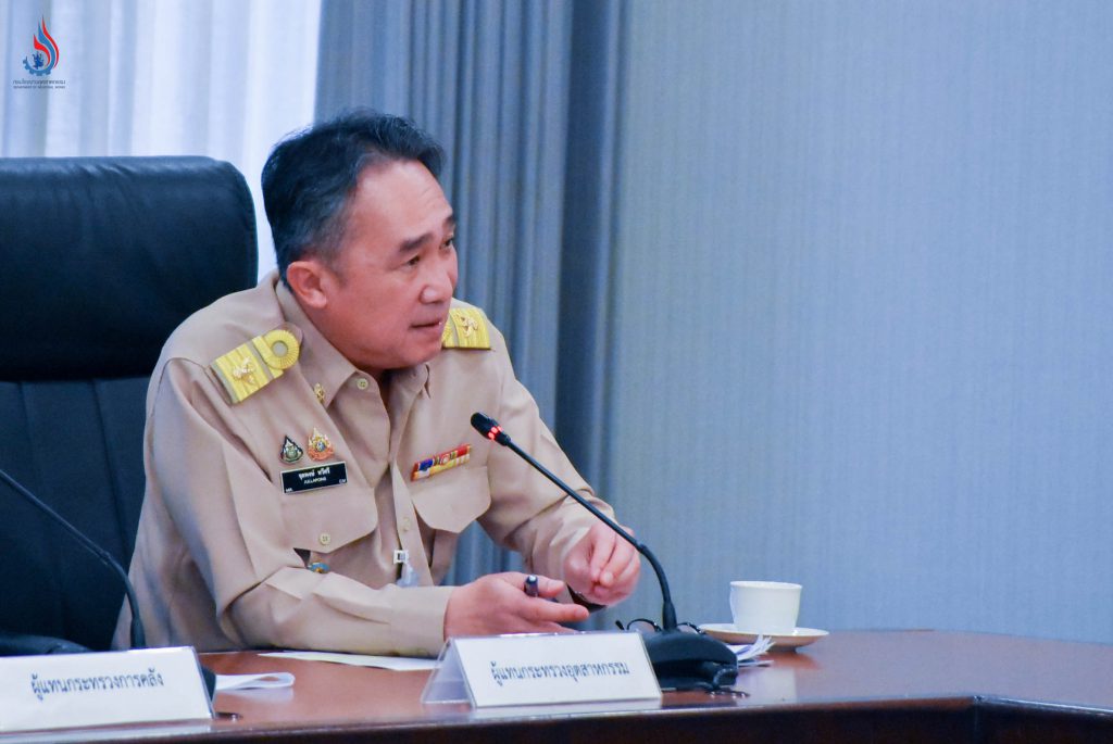 นายจุลพงษ์ ทวีศรี อธิบดีกรมโรงงานอุตสาหกรรม