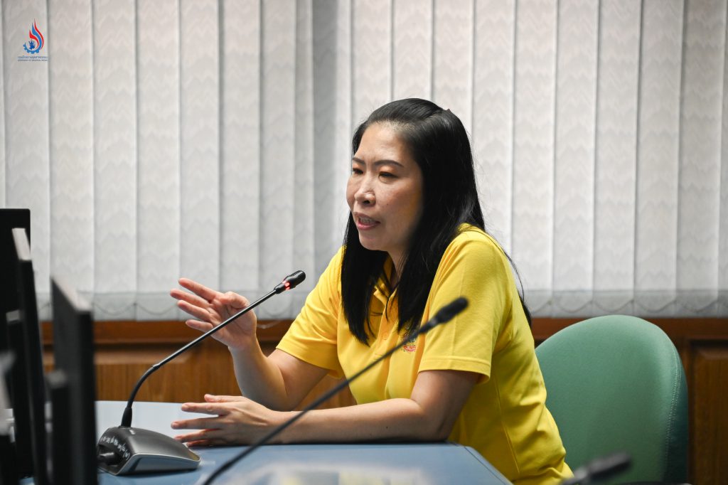 นางสาวนวพร สงวนหมู่ ผู้อำนวยการกองพัฒนาอุตสาหกรรมเชิงนิเวศ