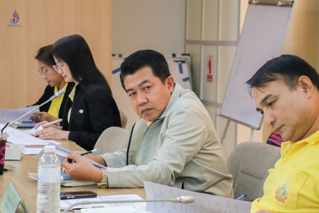 พิจารณาคัดเลือกผู้ประกอบการที่สมัครเข้ารับรางวัลอุตสาหกรรมดีเด่นตามหลักเกณฑ์และวิธีการที่กำหนด