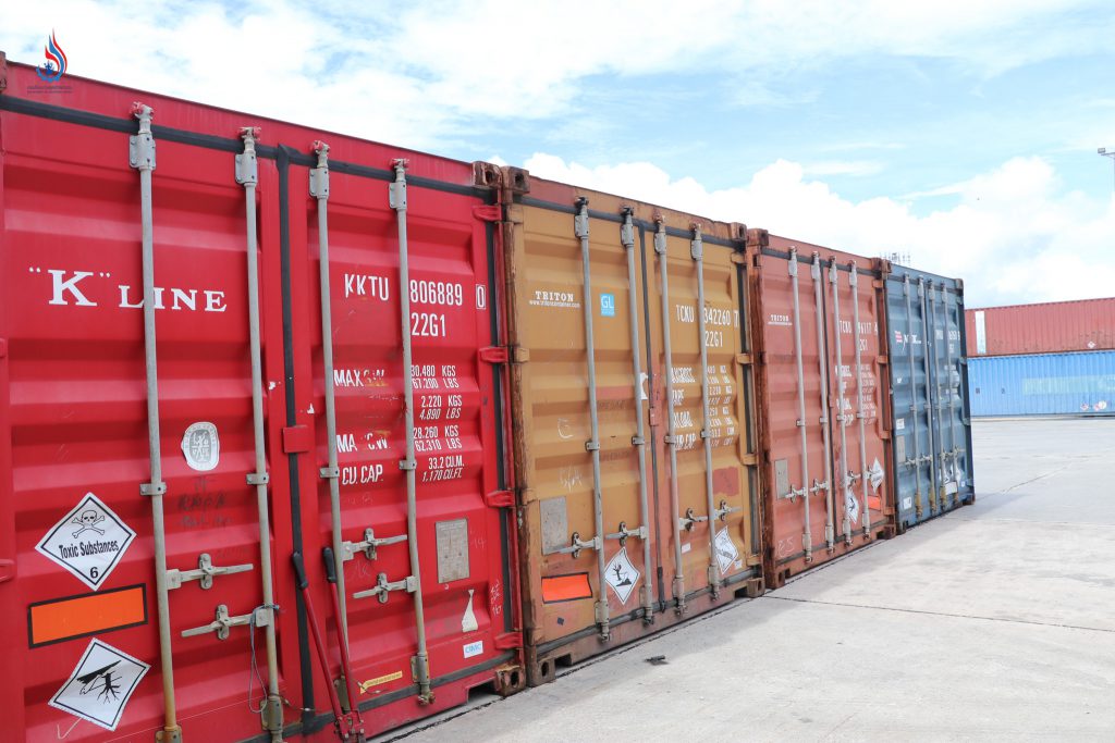 กรมโรงงานฯ ร่วมกับศุลกากรแหลมฉบัง ป.ป.ส. บช.ปส. และ DEA เข้าตรวจสอบสาร “โซเดียมไซยาไนด์” 220 ตัน