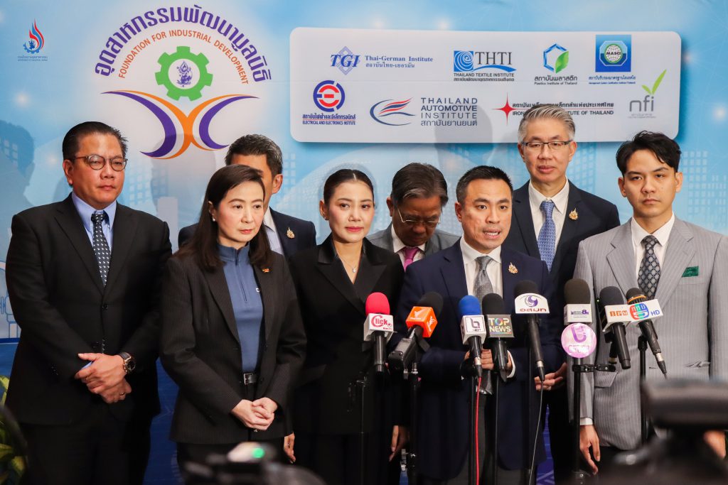 นายเอกนัฏฯ กล่าวว่า การปฏิรูปอุตสาหกรรมเป็นนโยบายสำคัญในการขับเคลื่อนการดำเนินงานของกระทรวงอุตสาหกรรมและภาคอุตสาหกรรมสู่เศรษฐกิจยุคใหม่ที่เป็นมิตรกับสิ่งแวดล้อม