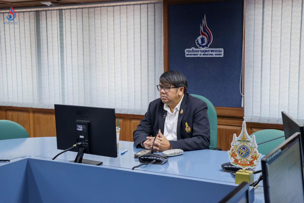นายสุนทร แก้วสว่าง รองอธิบดีกรมโรงงานอุตสาหกรรม
