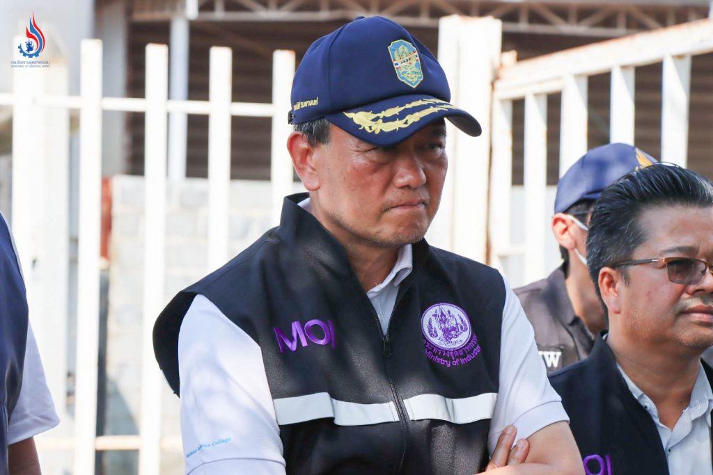 นายเอกนิติ รมยานนท์ ผู้ตรวจราชการกระทรวงอุตสาหกรรม