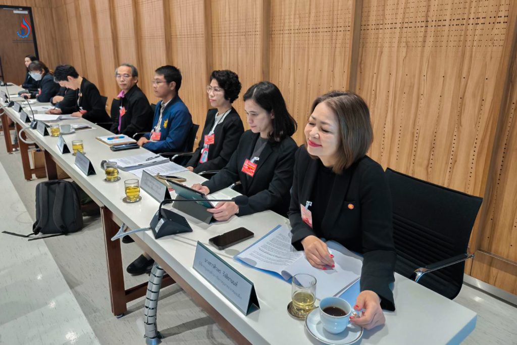 ที่ประชุมร่วมพิจารณาศึกษาเกี่ยวกับปัญหาการปล่อยมลพิษจากหอเผาทิ้งของภาคอุตสาหกรรมในพื้นที่จังหวัดระยอง รวมถึงแนวทางการแก้ไขปัญหาของหน่วยงานส่วนราชการที่เกี่ยวข้อง