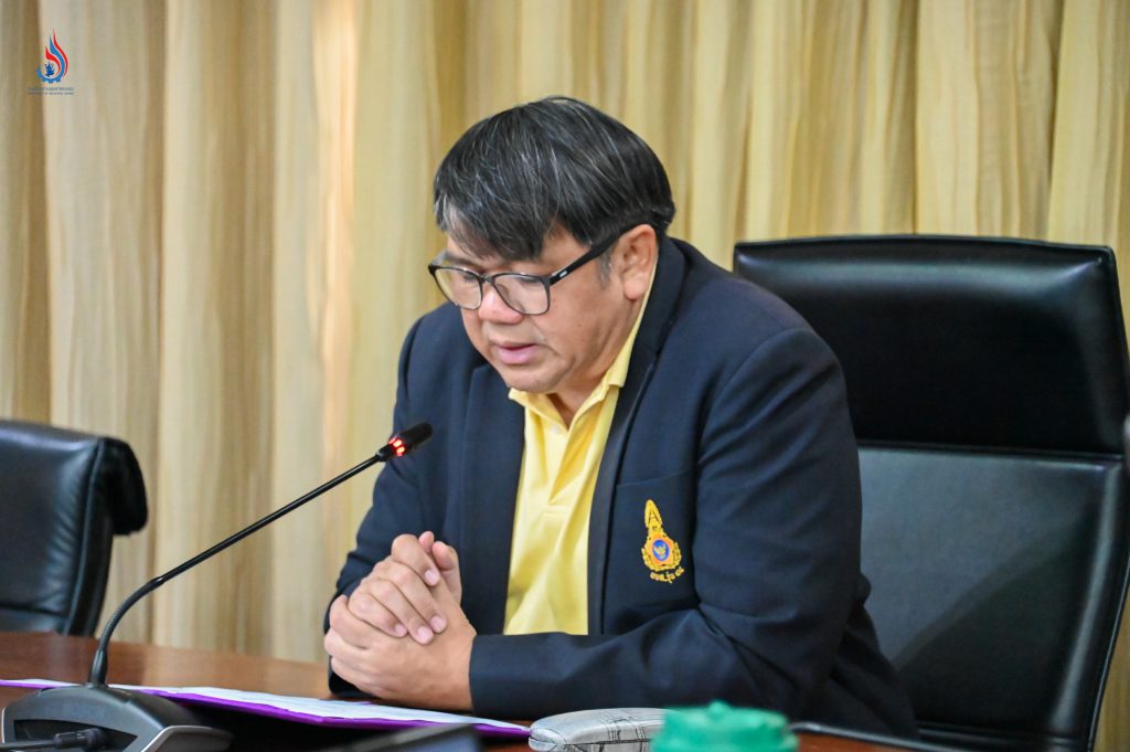 นายสุนทร แก้วสว่าง รองอธิบดีกรมโรงงานอุตสาหกรรม เป็นประธานเปิดการสัมมนา